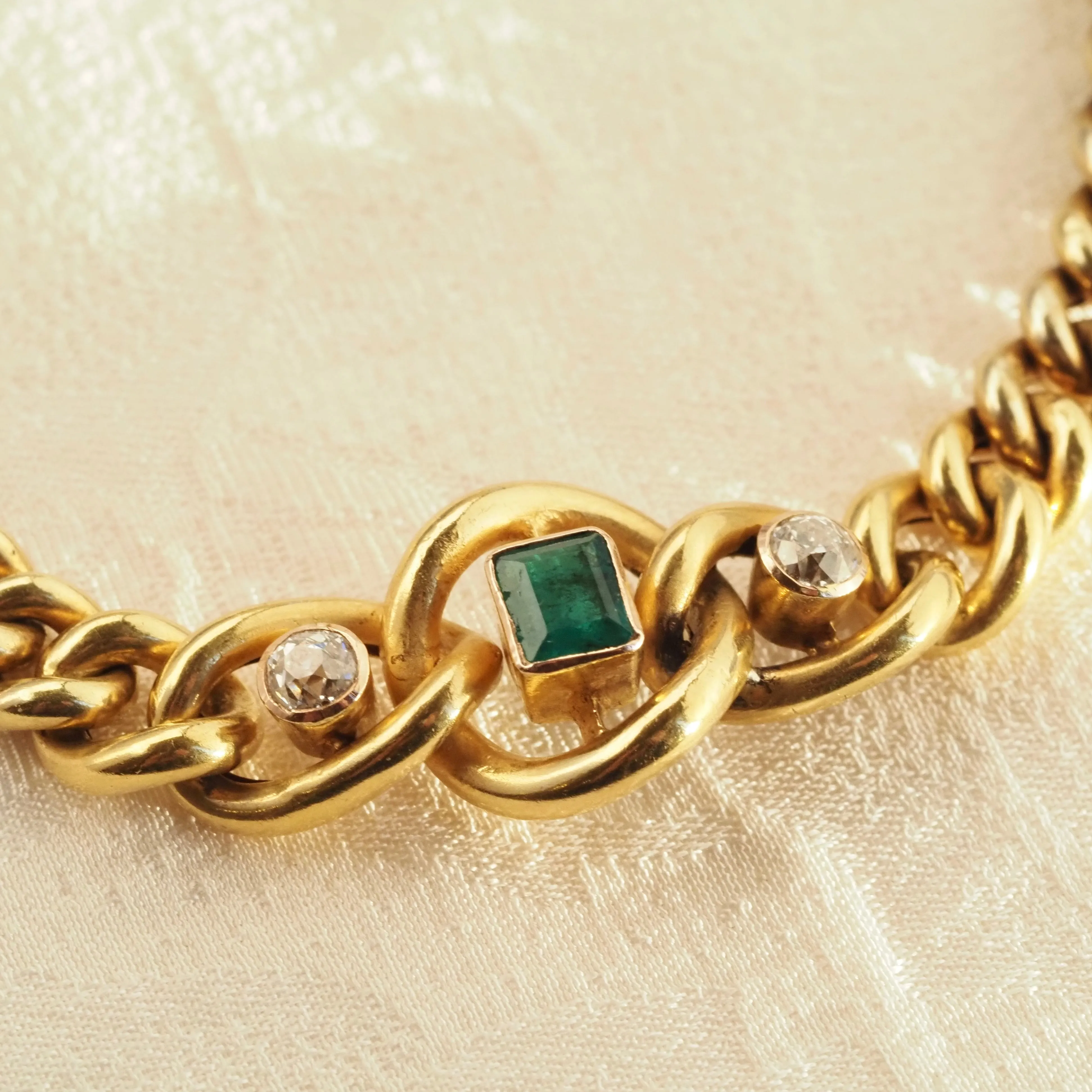 Antique Emerald and Diamond 14k Gold Bloomed Curb Chain Bracelet