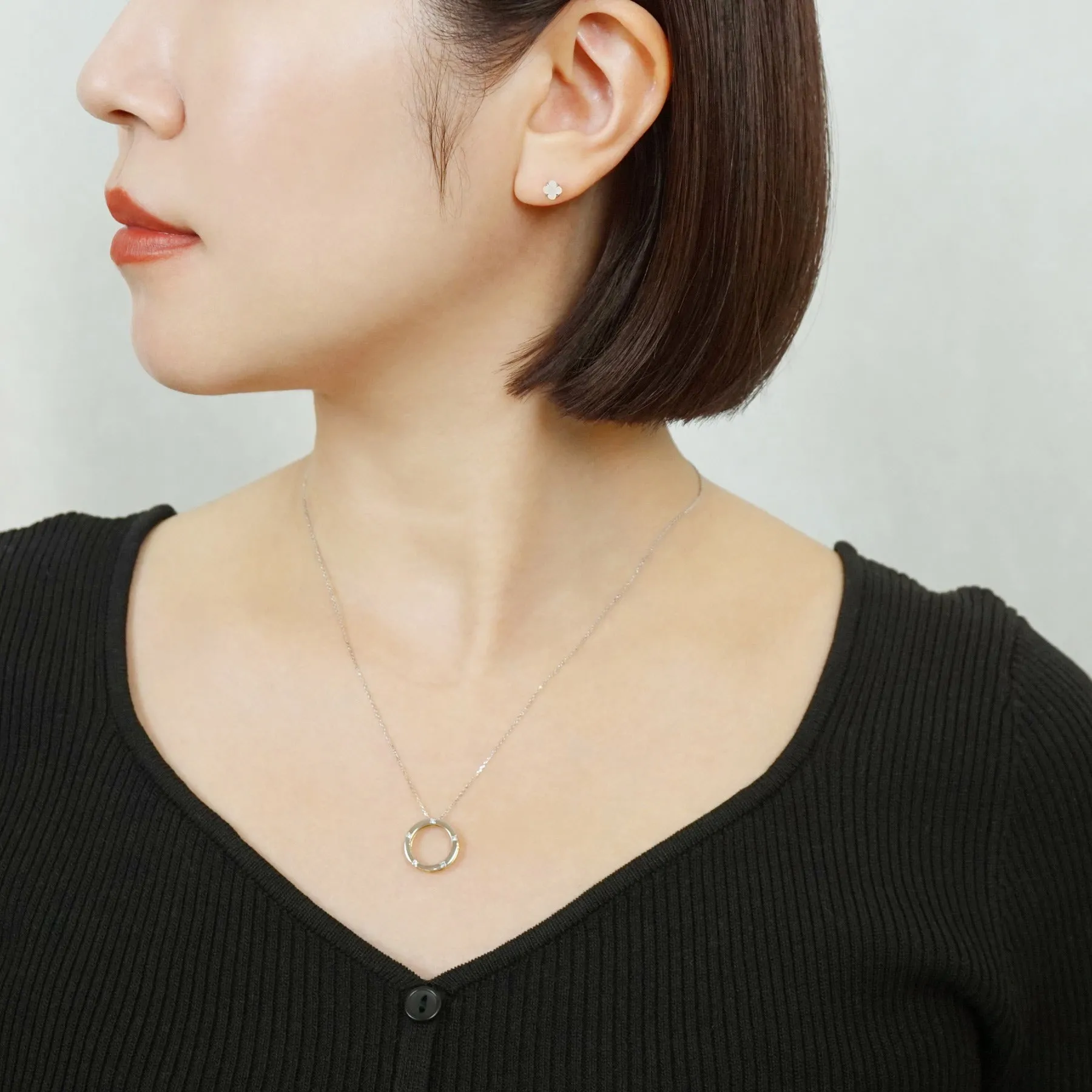[Second Earrings] Platinum Lily Cut Moonstone Earrings