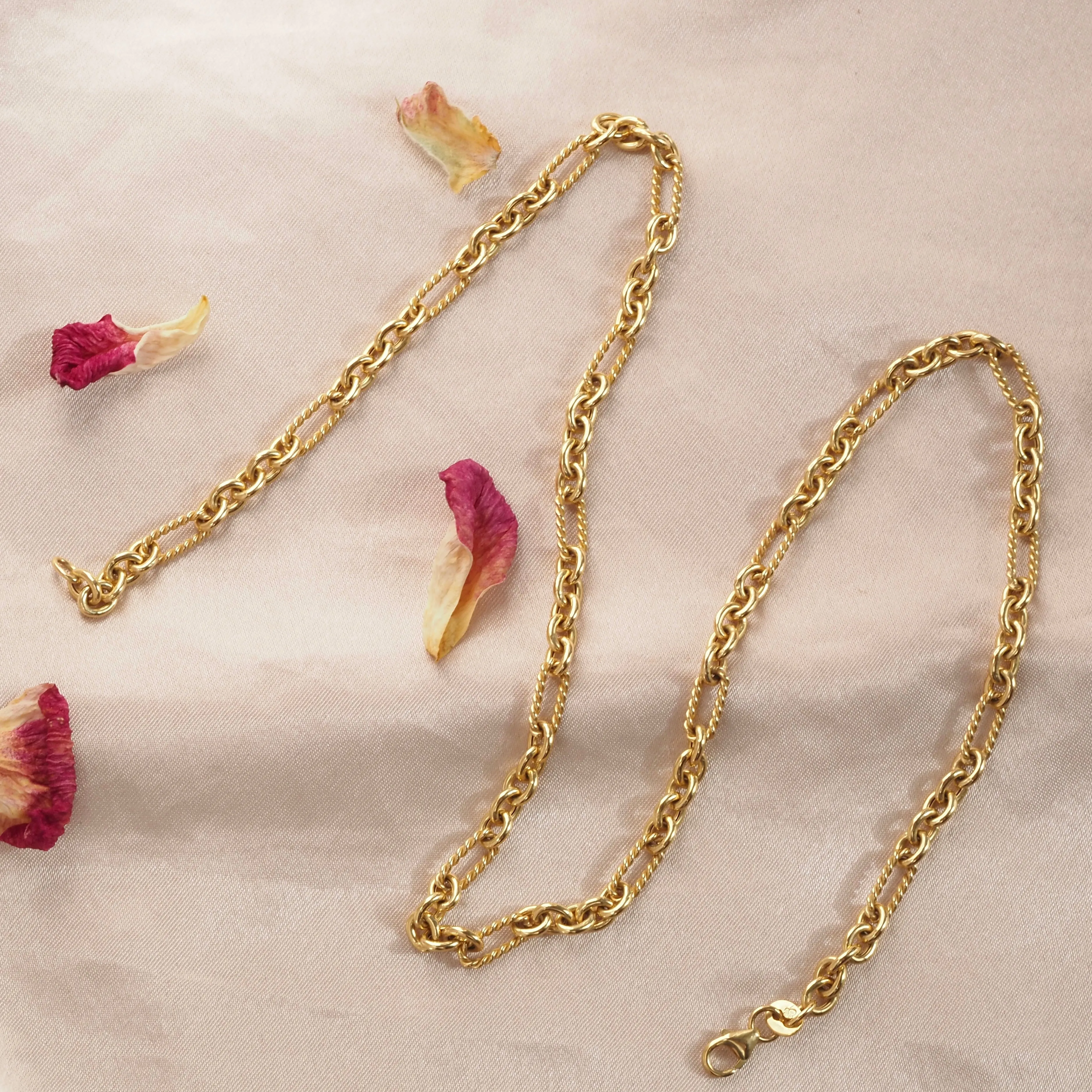 Vintage English 9k Gold Ornate Link Chain Necklace